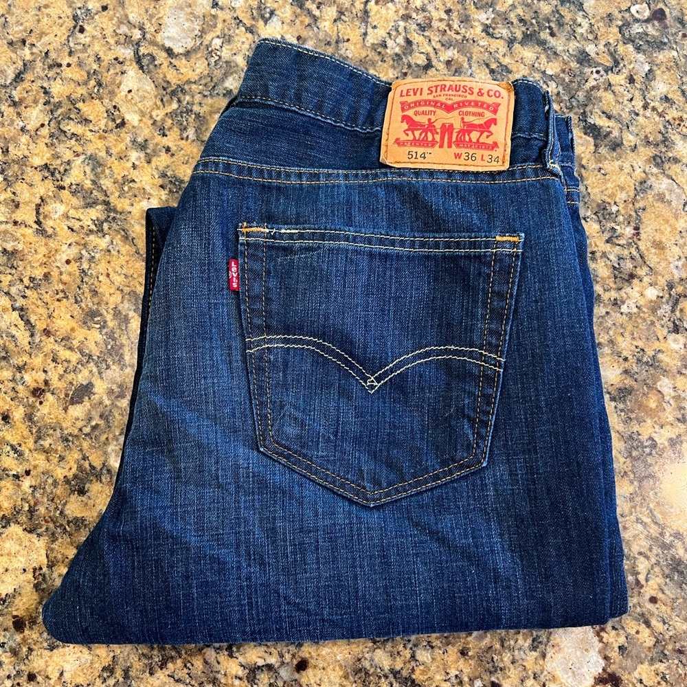 Men’s 36X34 LEVI jeans.